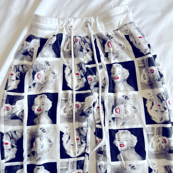 Marilyn Monroe Warmup Jogger Pants Size Small - Picture 5 of 6